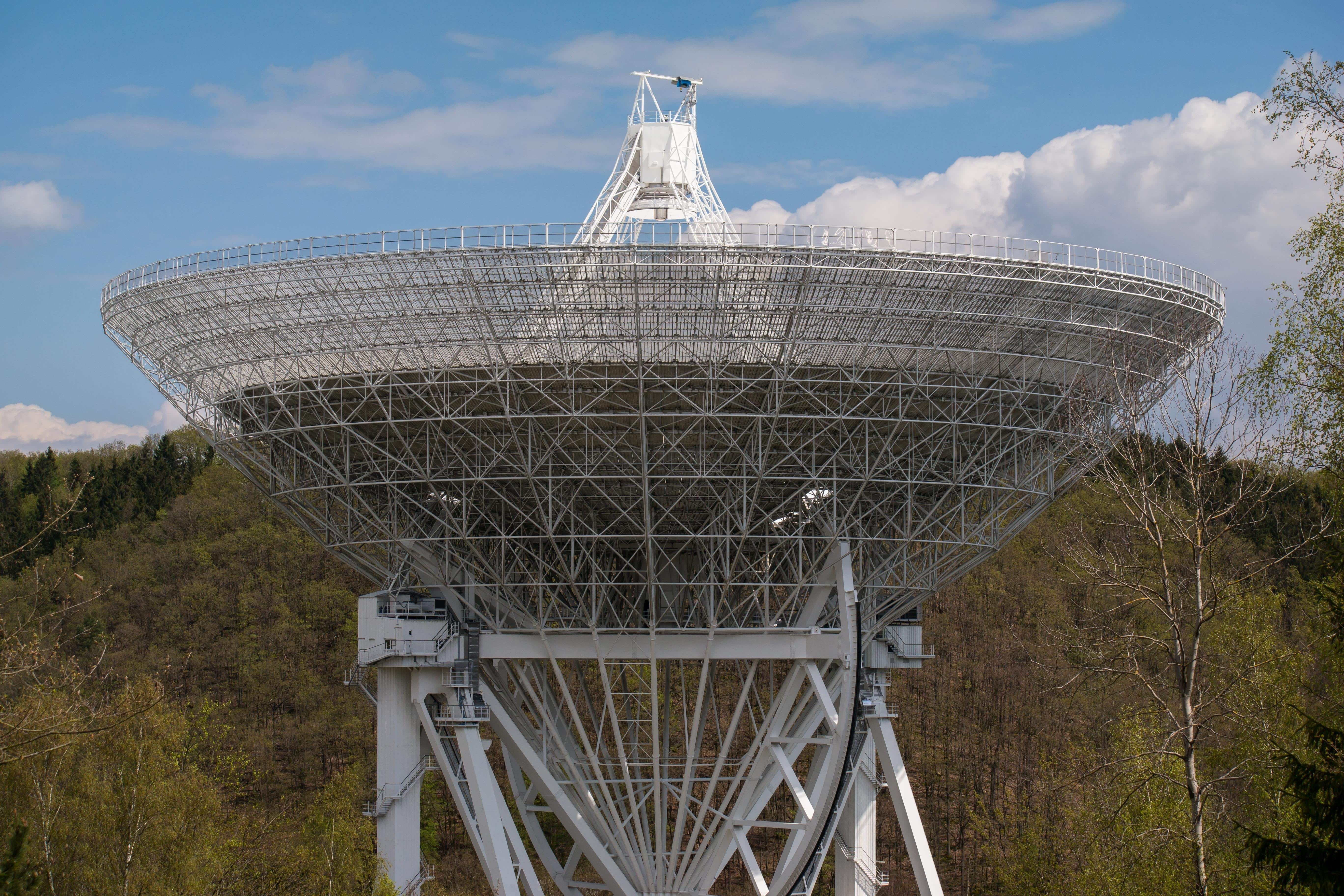 Telecoms dome dish